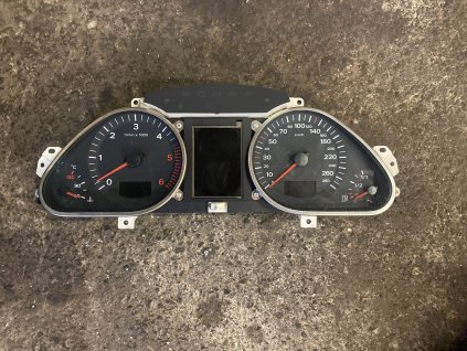 Panel přístrojů Audi Q7 4L0 920 930 T 4L0920930T