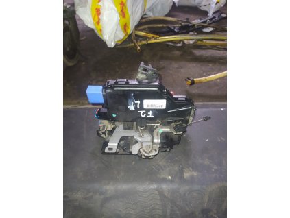 Vnitřní zámek dveří Fabia 2 levý přední 3B1 837 015 AR 3B1837015AR