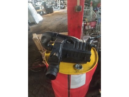 Filtrbox Škoda Superb 2 2.0tdi 3C0 129 607 3C0129607