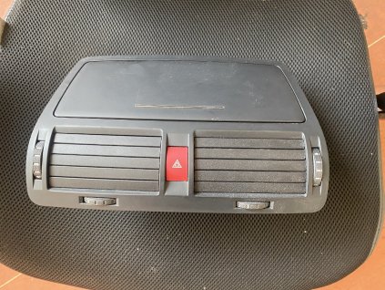 Středové pruduchy ventilace Škoda Octavia 2 1Z0 820 951 1Z0820951