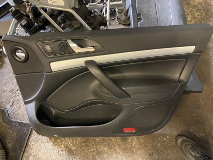 Tapecirung pravý přední Škoda Octavia 2 RS 1Z1 867 012 1Z1867012