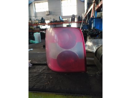 Levé zadní světlo Passat B5.5 KOMBI 3B9 945 095 AA 3B9945095AA
