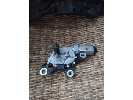 Motorek zadního stěrače octavia 2 sedan 1Z9 955 711 B 1Z9955711B