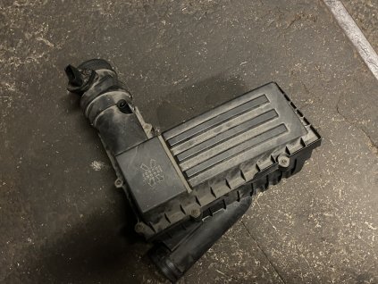 Filtrbox s vahou vzduchu VW Passat B6 3C0 129 607 AQ 3C0129607AQ
