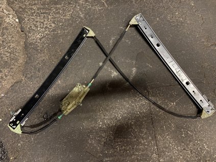 Stahovačka leva zadní Audi Q7