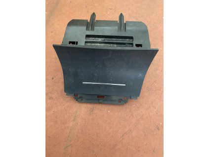 Přední popelník Škoda Octavia 2 1Z1 863 077 A 1Z1863077A