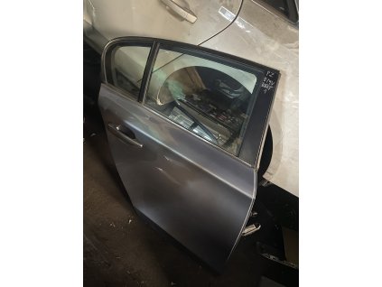 Dveře pravé zadní BMW 1 2004-2013