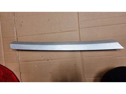 Ozdobná lišta dveří pravá zadní Audi Q7 4L0 867 420 4L0867420