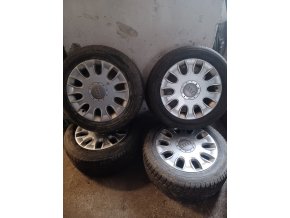 Alu kola Audi + pneu Dunlop 235/55 R17