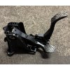 Brzdový pedál VW Passat B8 5Q1 721 058 DL 5Q1721058DL