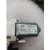 Motorek stahování oken Audi Q7 pravý  zadní 4L0 959 802 B 4L0959802B