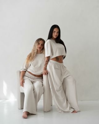 Na tohle jste (jsme) čekali!😭✨ konečně máme zpátky vaše nejoblíbenější Comfy komplety, ale společně se stávajícími barvami...