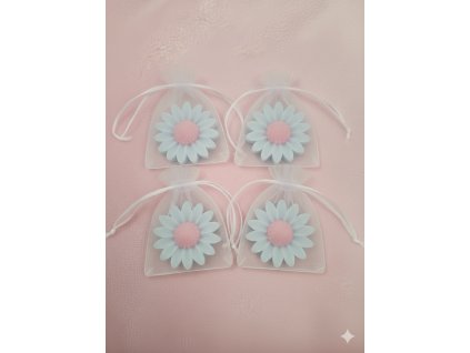 Kopretinky  v saténovém balení z Mýdlové hmoty