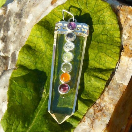 Přívěsek čakrový- Křišťál s kabašony