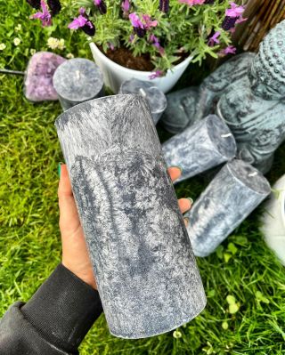 Představte si, že byste mohli “resetovat” energii ve vašem domově stejně snadno, jako restartujete telefon. 🕯️ V dnešní...