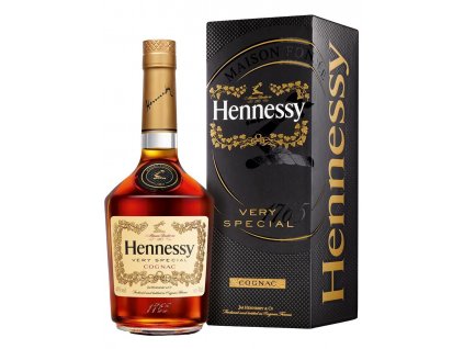 konak cognac Hennessy vs giftbox 
