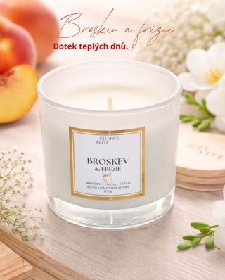 Jemná, sladká a zároveň svěží vůně, která připomíná první teplé dny, rozkvetlé zahrady a slunce na tváři. Šťavnatá broskev...