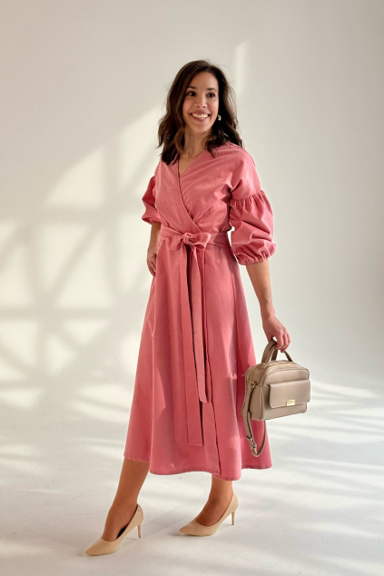 Manšestrové zavinovací šaty Mirabela krátké midi broskvová expres (9)