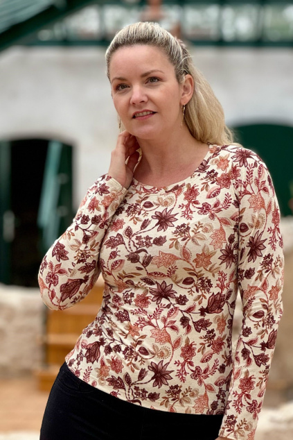 Dyzajnové tričko Klasik Avelina expres 3