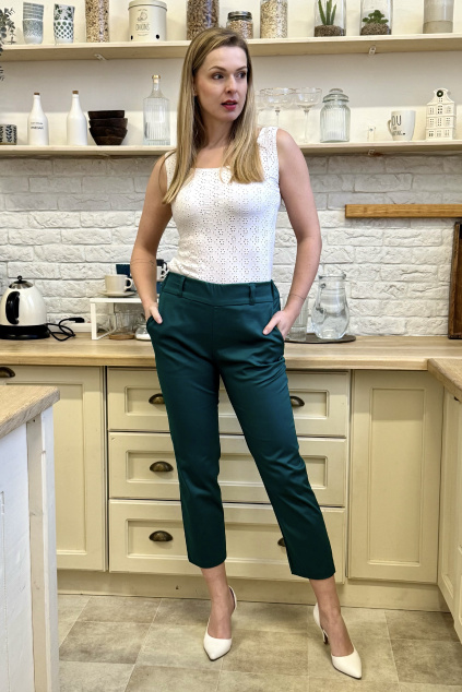 Bavlněné strečové kalhoty Lina - smaragdově zelená - 3 týdny