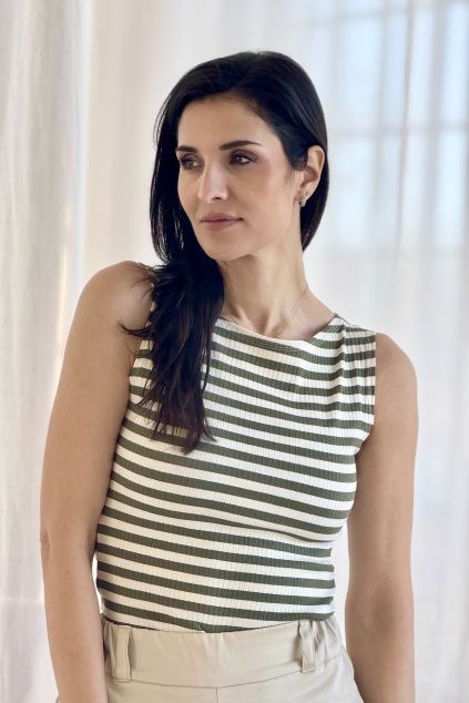 Proužkované tričko Ava - olivovo-smetanová