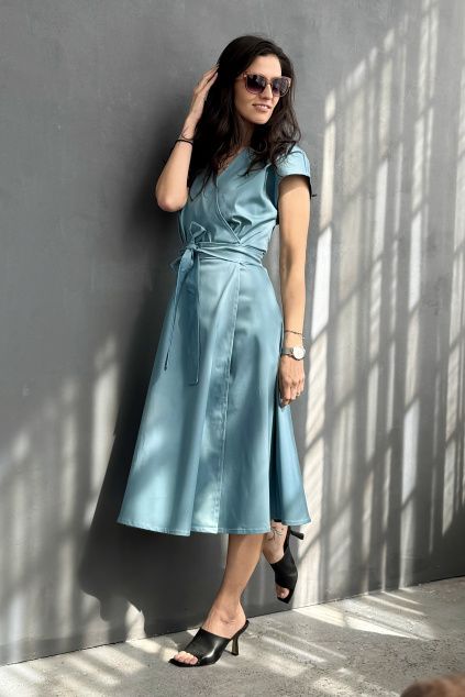 Bavlněné strečové zavinovací šaty Mirabela - světle modrá