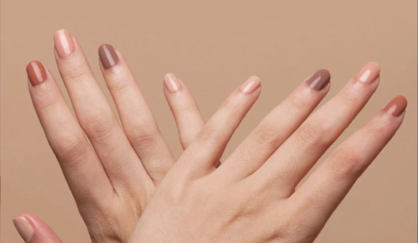 Jak najít ten správný matchy matchy odstín nude gel laku?