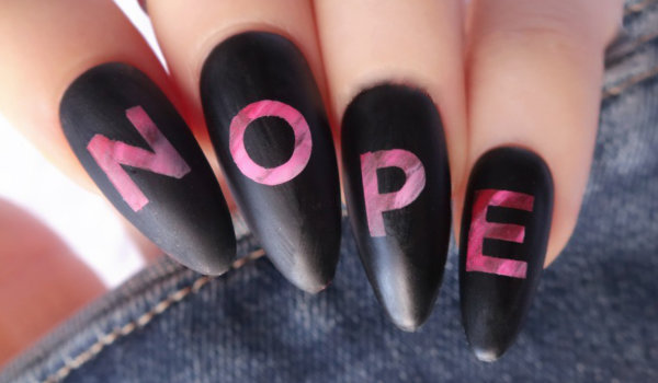 Anti-Valentýn: nehtový manifest pro odpůrce svátku lásky