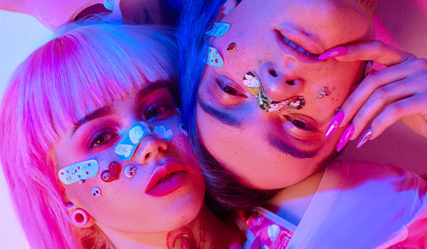 Nehty jako e-girl: Článek plný inspirace!