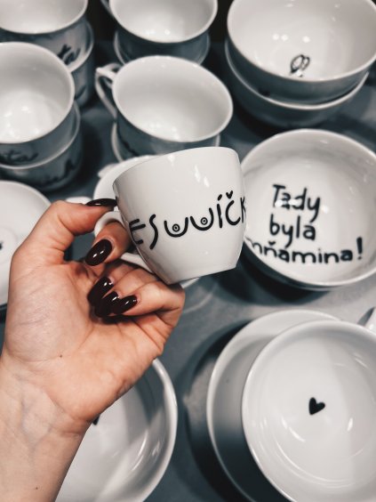 AC5410DF 43BF 450A B655 8F6E67D1D806