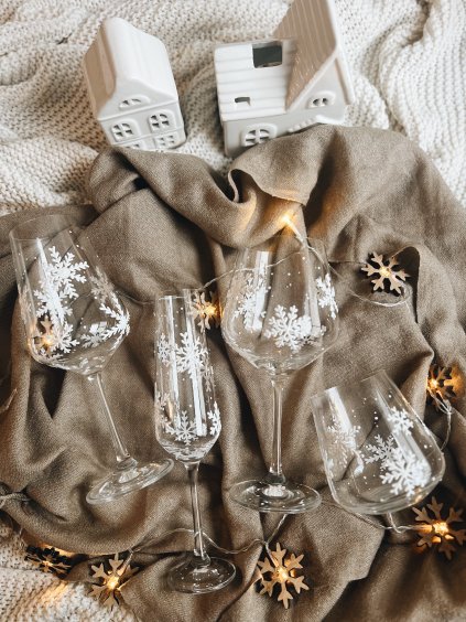 0E824BD4 C393 4B93 AB2D 48EE34A03C03