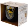 Černý keramický oválný hrnek Harry Potter: Hufflepuff Uniform (objem 425 ml)