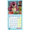 Oficiální nástěnný kalendář 2026: Toy Story | Příběh hraček s plakátem (SQ 30,5 x 30,5 | 61 cm)