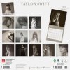 Oficiální nástěnný kalendář 2026 Taylor Swift (30,5 x 30,5 | 61 cm) SQ