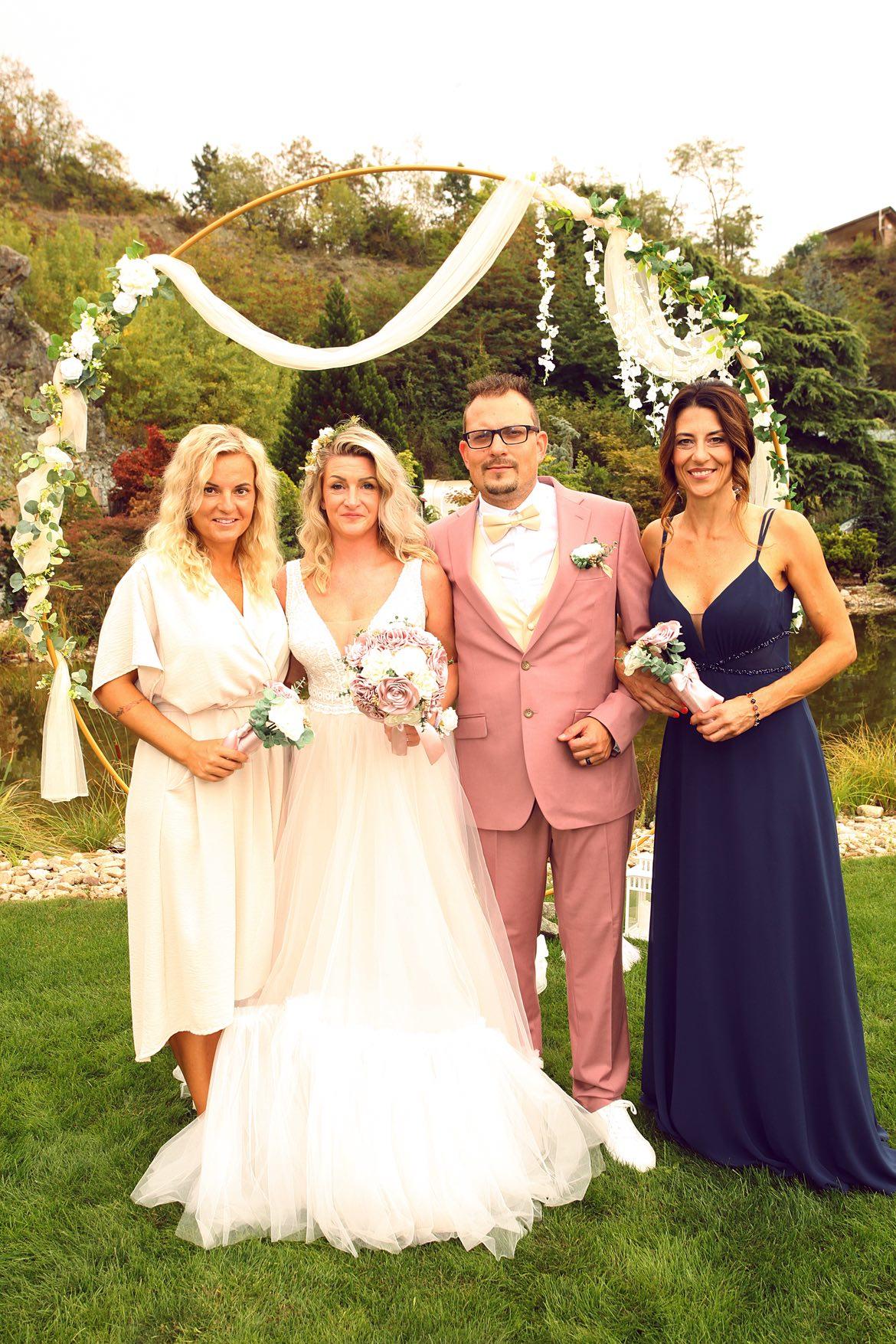 Elegantní svatební set v barvách starorůžová a krémová