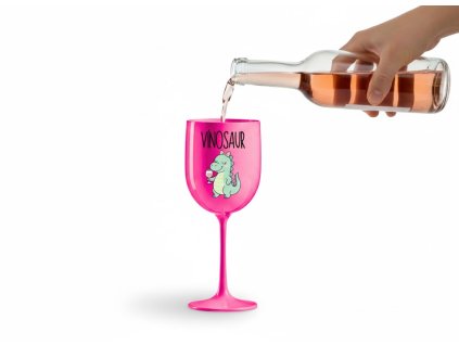 Plastová sklenička na víno s vtipným nápisem Vinosaur a ilustrací dinosaura s vínečkem