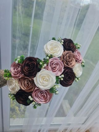 Pro Andrejku na přání kytičky do vázy bez papíru a ve vybraných barvičkách :) #eternalflowers #eternalroses #ruzezestuhy...