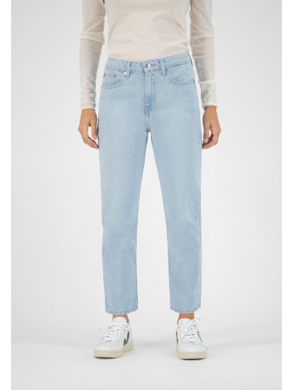 Woman Eco Jeans Cropped Mimi Halffront 2000x
