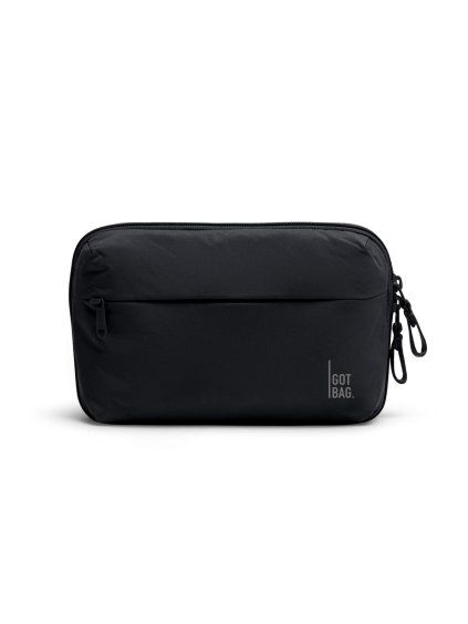 AC0441MO 100 COMMUTERTECHPOUCH black still 26 04 17 01 front shadow