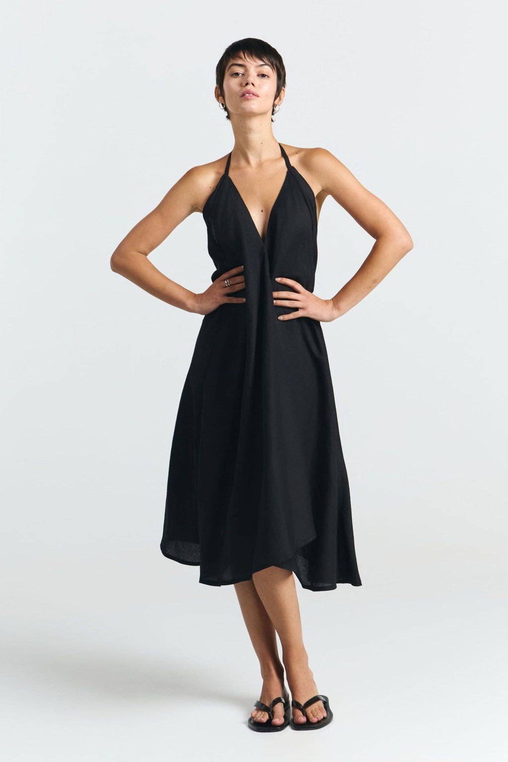 Dámske čierne šaty „MULTIPOSITION SHORT VISCOSE LINEN black“