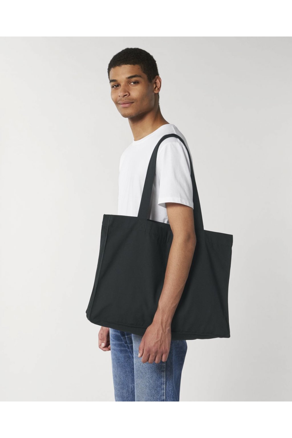 Shopping Bag Black Studio Front Main 0