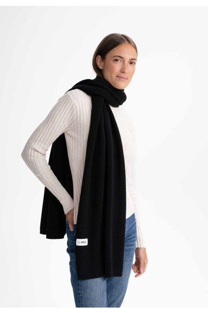 Unisex čierny šál "NAGNA black"