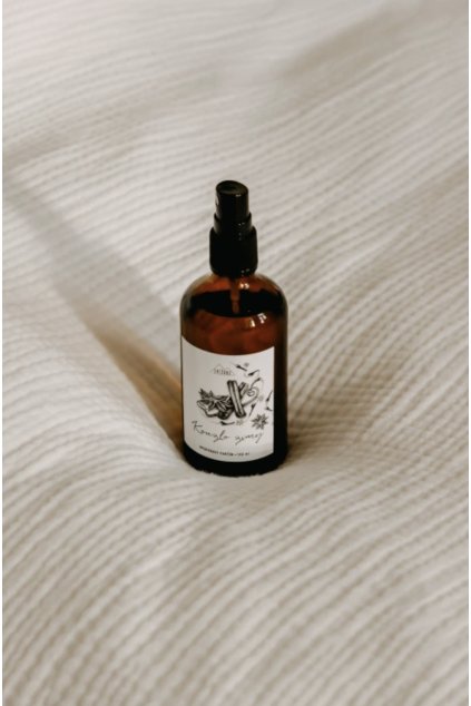 SVÍČKUJ Interiérový parfém KÚZLO ZIMY (100ml)