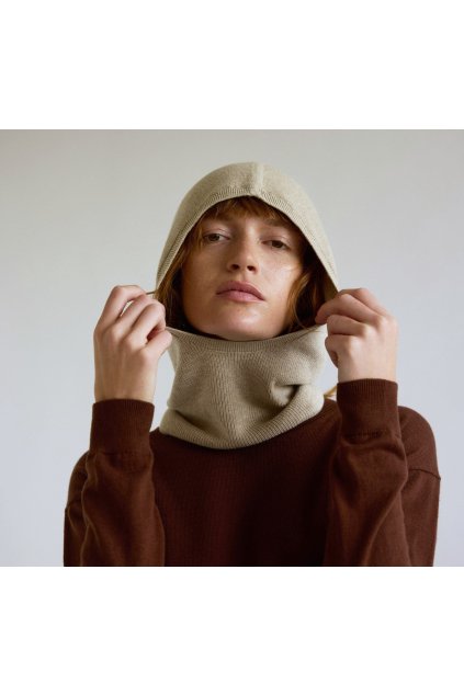 Béžová kukla z biobavlny "Soft Knit Balaclava Nutmeg"