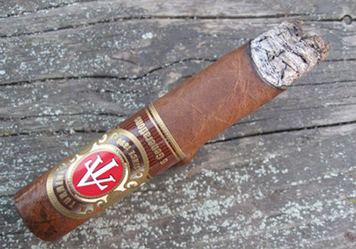 Recenze doutníků A. Turrent Six Generations