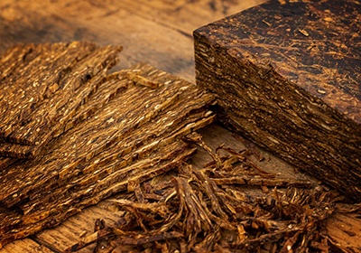 Příprava tabáku do dýmky ke kouření - řez Flake