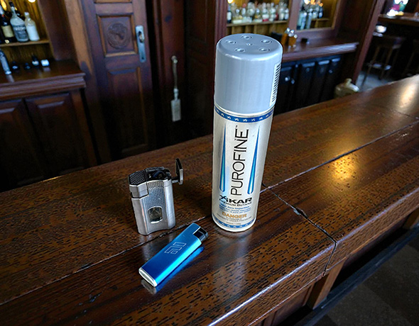 Jak správně doplnit plyn do zapalovače