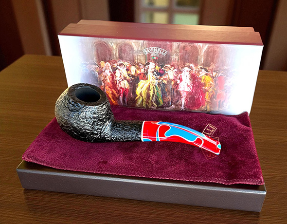 Savinelli Colombina – když se divadelní elegance promění v dýmku