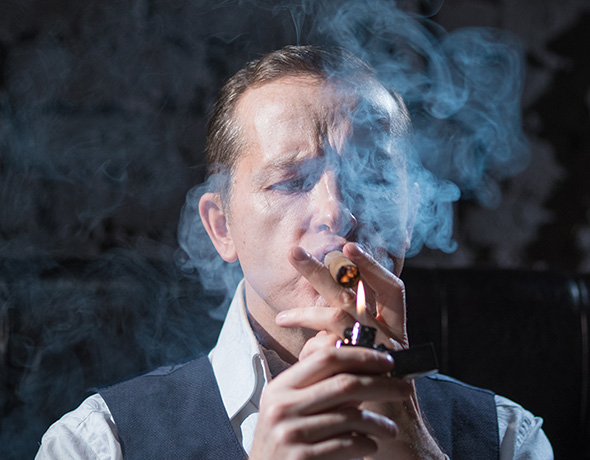 Jak správně zapálit doutník: Umění klidného plamene