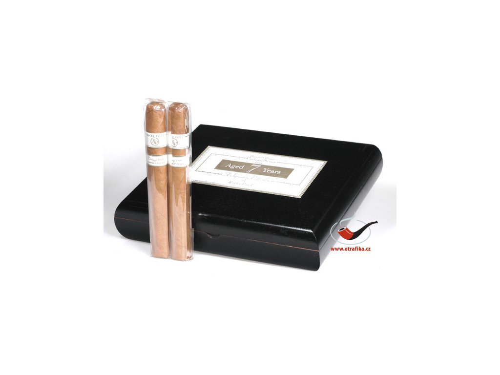 27221 1 doutniky rocky patel 1999 7 years vintage toro 20